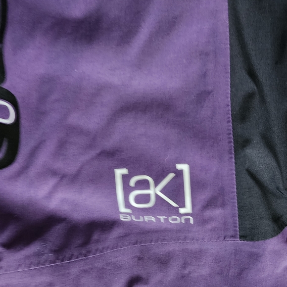 Womens Burton AK Gortex Purple Totem Pole Owl Anorak Ski/Snowboard Coat - Picture 3 of 5